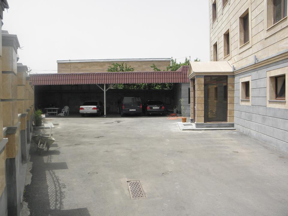 Hotel Apollon Erevan Esterno foto