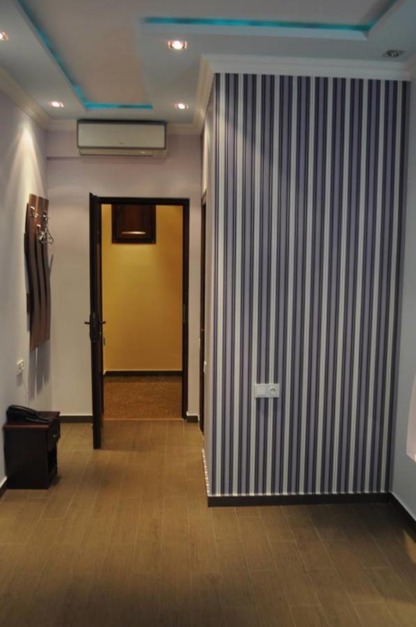 Hotel Apollon Erevan Esterno foto