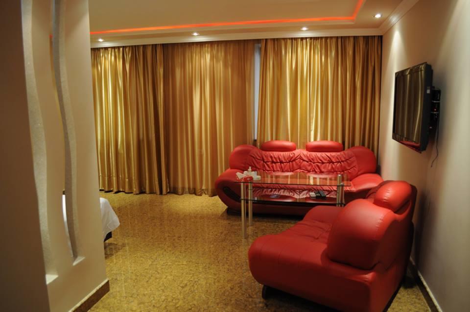 Hotel Apollon Erevan Esterno foto