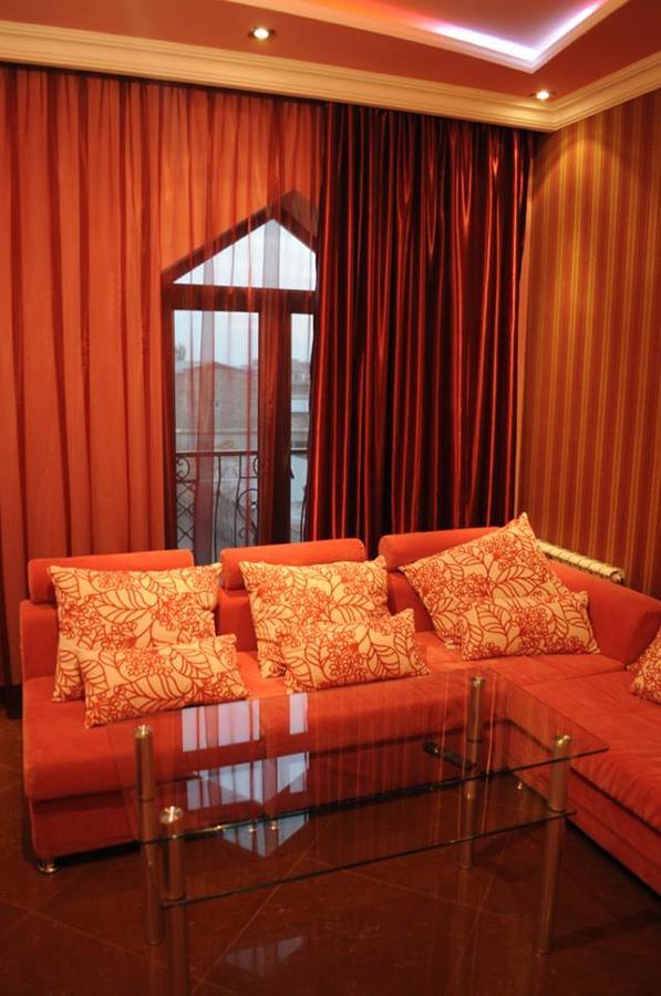 Hotel Apollon Erevan Esterno foto