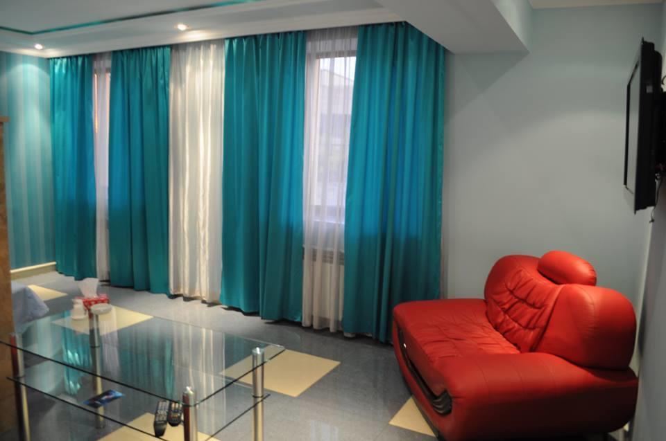 Hotel Apollon Erevan Esterno foto